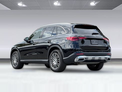 Certified 2024 Mercedes-Benz GLC 300 4MATIC image 3