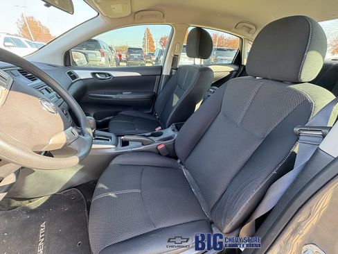 Used 2017 Nissan Sentra S image 6