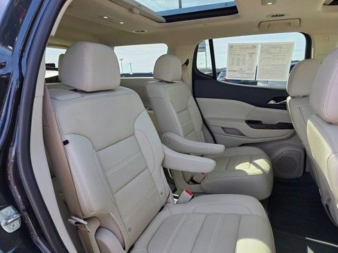 Used 2021 GMC Acadia Denali w/ Denali Ultimate Package AWD/4WD image 16