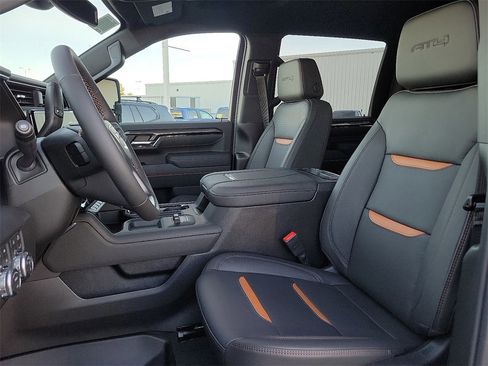 New 2026 GMC Sierra 2500 AT4 image 18
