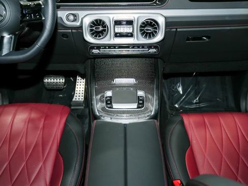 Certified 2025 Mercedes-Benz G 550 image 43