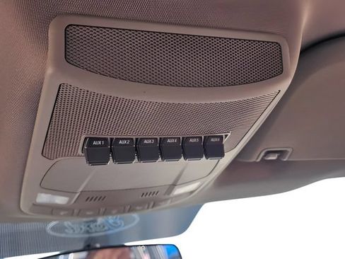 Used 2017 Ford F250 XL w/ Power Equipment Group AWD/4WD image 15