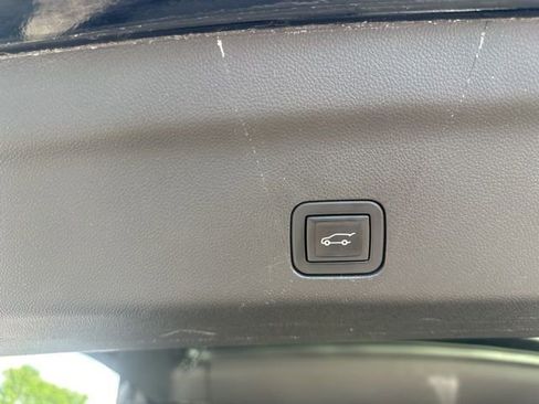 Used 2023 Chevrolet Tahoe RST AWD/4WD image 32