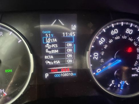 Used 2021 Toyota RAV4 XLE w/ XLE Grade Weather Package AWD/4WD image 11