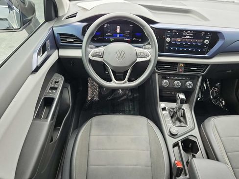 Used 2022 Volkswagen Taos SE AWD/4WD image 10
