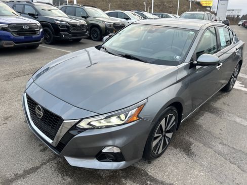 Used 2019 Nissan Altima 2.5 SV image 21