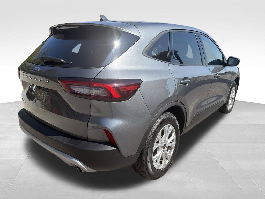 Used 2025 Ford Escape Active FWD image 15