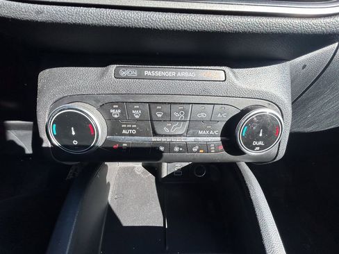 Used 2024 Ford Escape Active image 19