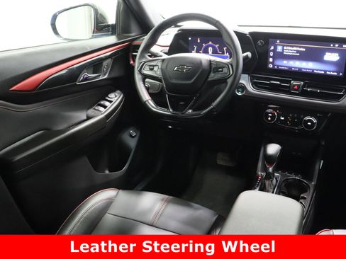 Used 2024 Chevrolet TrailBlazer RS w/ Convenience Package image 30