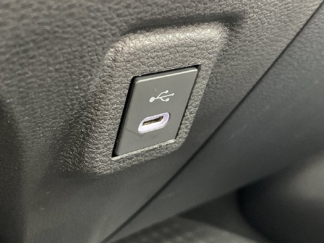 Used 2026 Toyota Corolla LE FWD image 13