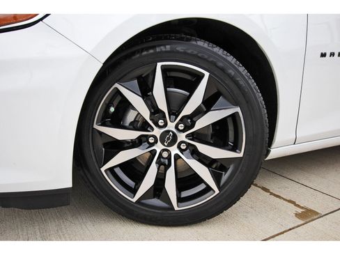 Used 2024 Chevrolet Malibu RS FWD image 32