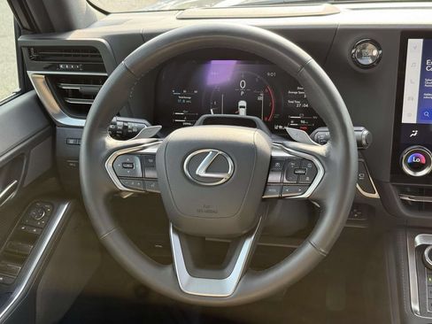 Used 2024 Lexus GX 550 AWD/4WD image 9