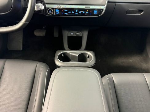 Used 2023 Hyundai Ioniq 5 Limited image 17