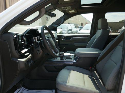 New 2026 Chevrolet Silverado 1500 LTZ w/ LTZ Premium Package image 15