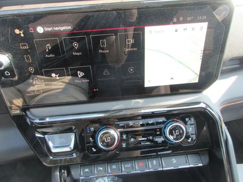 New 2026 GMC Sierra 1500 AT4 w/ AT4 Premium Package AWD/4WD image 21