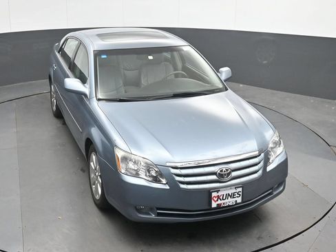 Used 2007 Toyota Avalon Touring FWD image 28