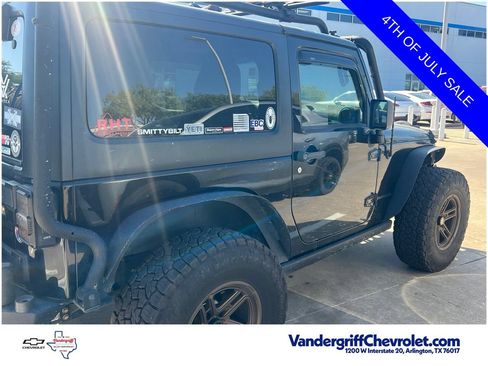 Used 2015 Jeep Wrangler Sport AWD/4WD image 3