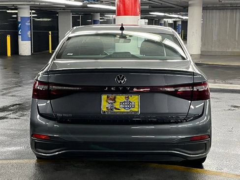 Used 2025 Volkswagen Jetta Sport FWD image 27