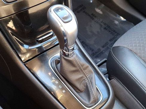 Used 2022 Buick Encore Preferred w/ Safety Package image 21