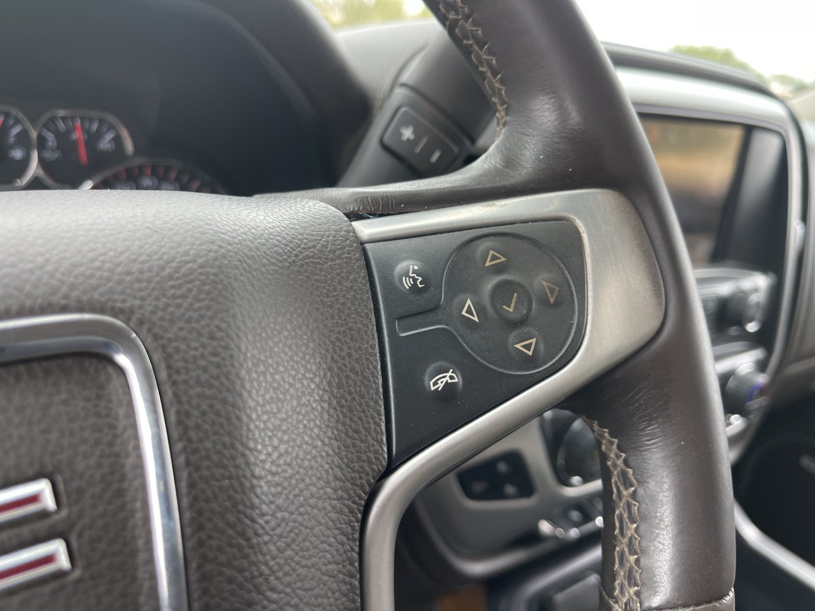 Used 2014 GMC Sierra 1500 SLT AWD/4WD image 25