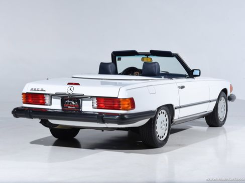 Used 1989 Mercedes-Benz 560 SL image 8