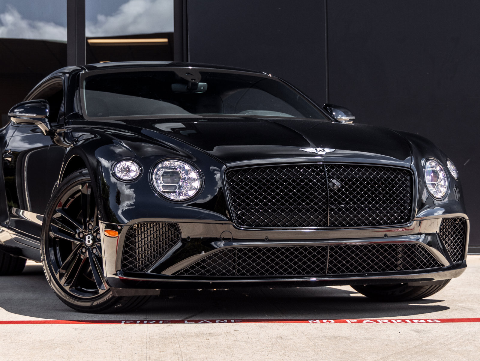 Used 2023 Bentley Continental GT Mulliner AWD/4WD image 5