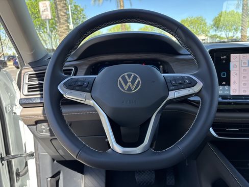 New 2026 Volkswagen Atlas SEL image 21