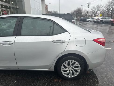 Used 2018 Toyota Corolla LE image 7