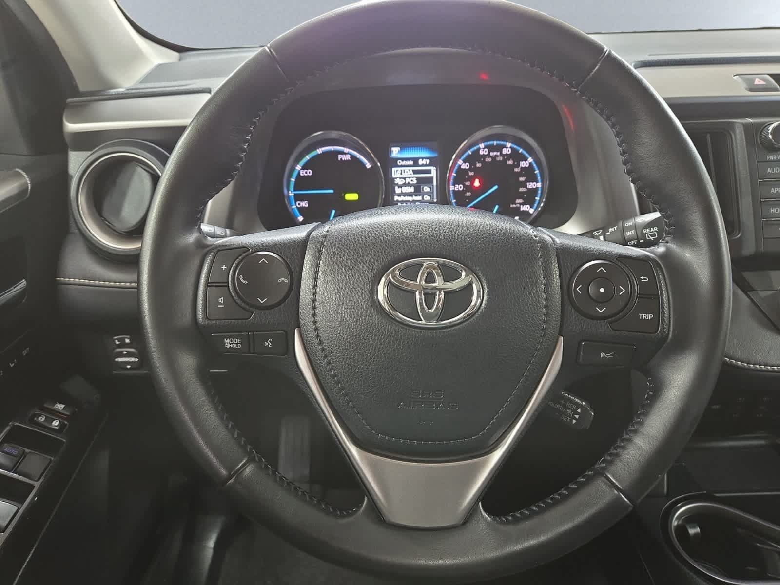 Used 2016 Toyota RAV4 Limited AWD/4WD image 18