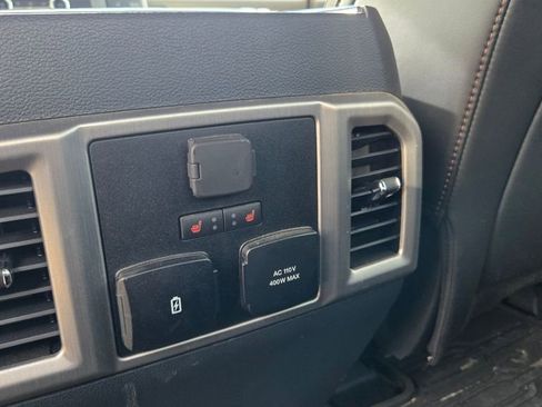 Used 2022 Ford F350 Platinum image 29
