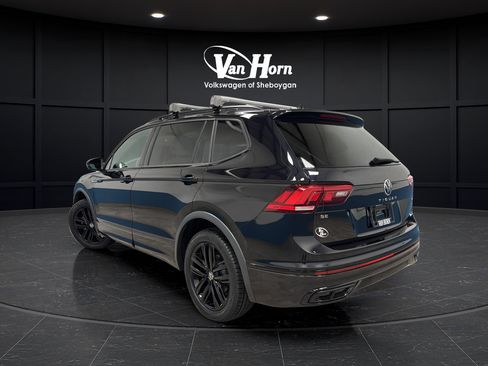 Used 2022 Volkswagen Tiguan SE R-Line AWD/4WD image 5