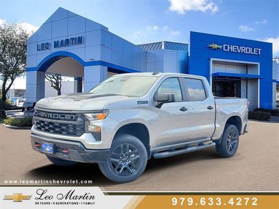 New 2026 Chevrolet Silverado 1500 Custom Trail Boss w/ LPO, Dark Essentials Package
