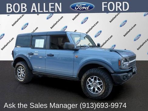 Used 2025 Ford Bronco Badlands AWD/4WD image 1