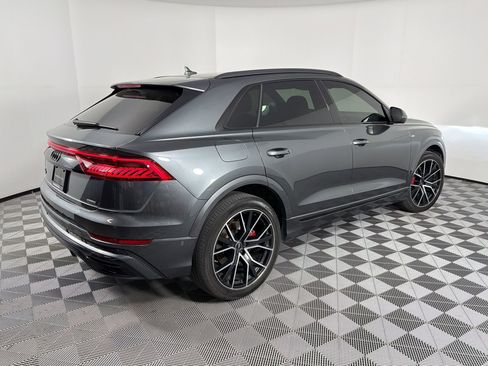 Used 2022 Audi Q8 Prestige AWD/4WD image 9