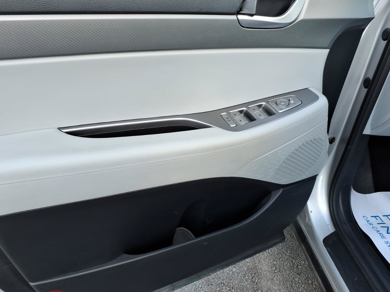 Used 2025 Hyundai Palisade SEL FWD image 9