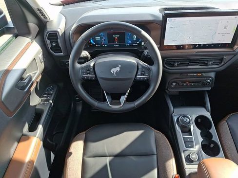 Used 2025 Ford Bronco Sport Outer Banks w/ Outer Banks Tech Package+ AWD/4WD image 11