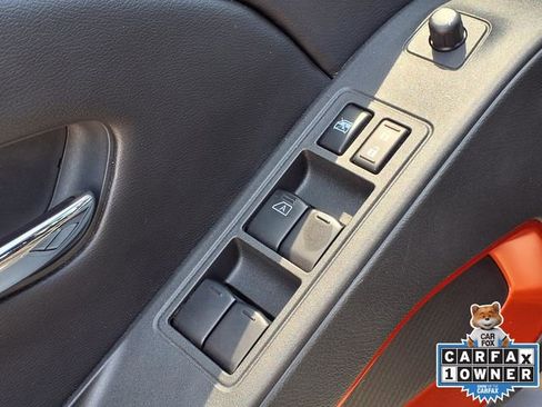 Used 2025 Nissan Frontier PRO-4X AWD/4WD image 4