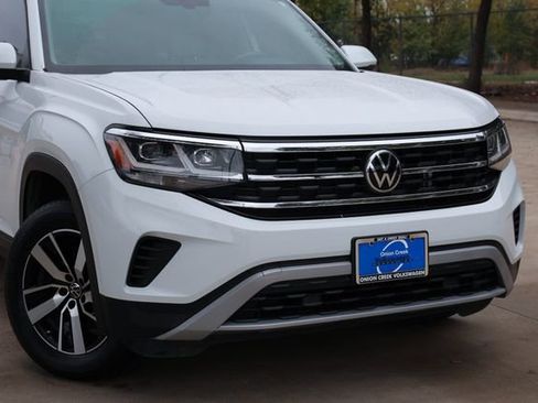 Used 2022 Volkswagen Atlas SE image 3