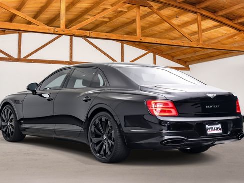 Used 2020 Bentley Flying Spur W12 AWD/4WD image 3