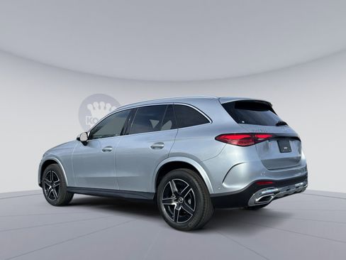 Certified 2025 Mercedes-Benz GLC 300 4MATIC image 4