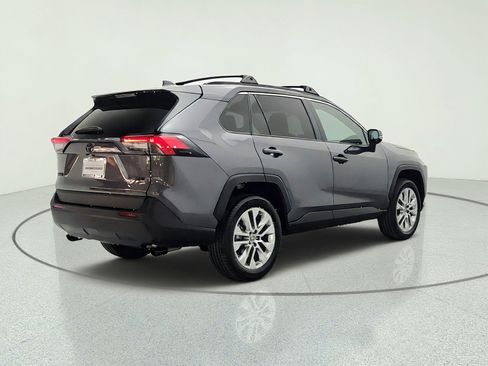 Used 2025 Toyota RAV4 XLE Premium w/ Weather Package FWD image 5