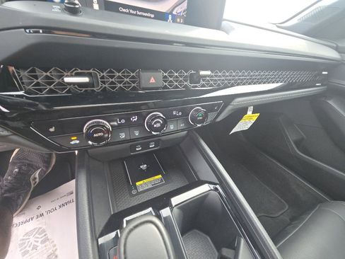 Certified 2025 Honda Accord Sport image 21
