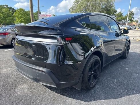 Used 2026 Tesla Model Y Long Range AWD/4WD image 6