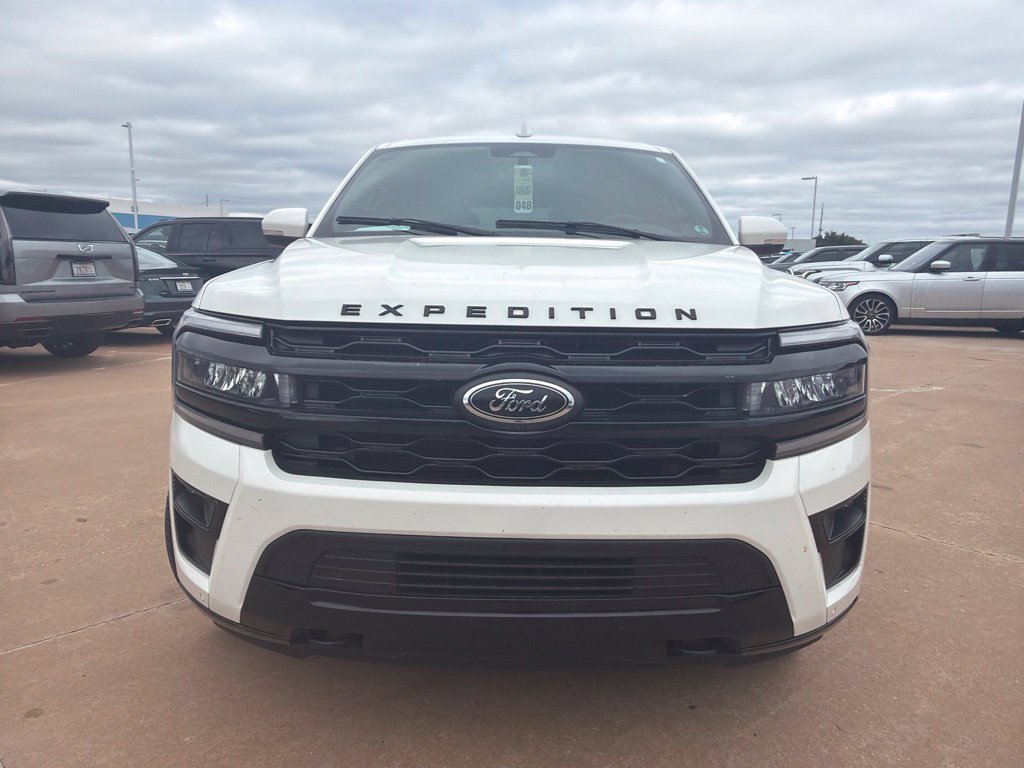 Used 2023 Ford Expedition Max Limited AWD/4WD image 5