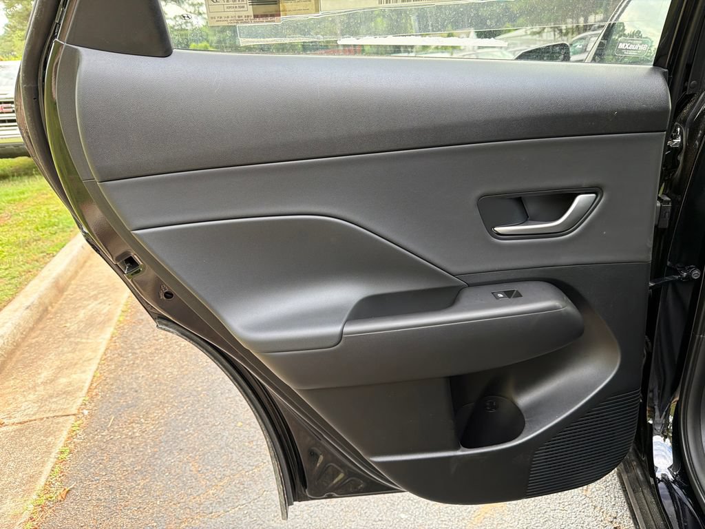 New 2026 Hyundai Kona Limited FWD image 22