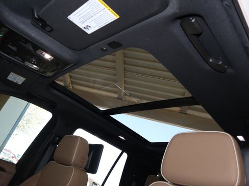 Used 2021 Chevrolet Tahoe Premier image 36