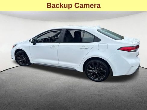 Certified 2025 Toyota Corolla SE image 8