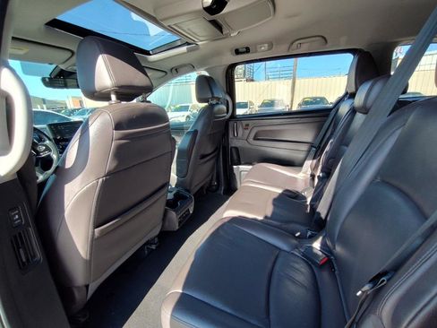 Used 2018 Honda Odyssey EX-L image 34