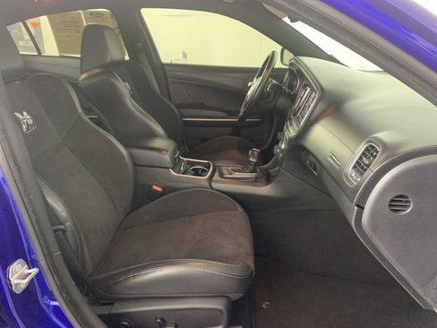 Used 2019 Dodge Charger Scat Pack w/ Dynamics Package image 40