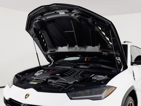 Used 2024 Lamborghini Urus S AWD/4WD image 68